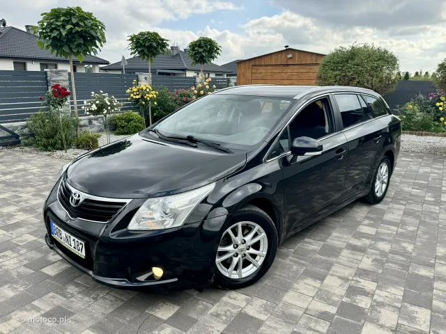 Toyota Avensis T27